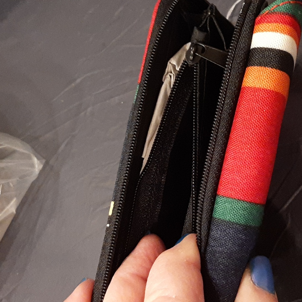 Medium Multicolor Wallet - Picture 10 of 13